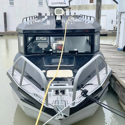 Easycraft 9m boot met volledige kajuit voordeur