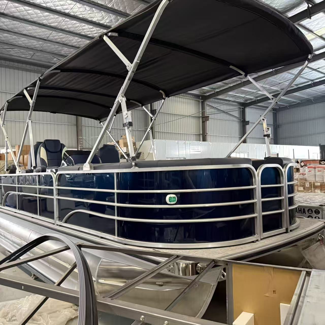 19ft Pontoon Boat